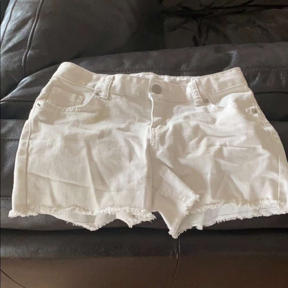 Cat and Jack white shorts youth 10/12